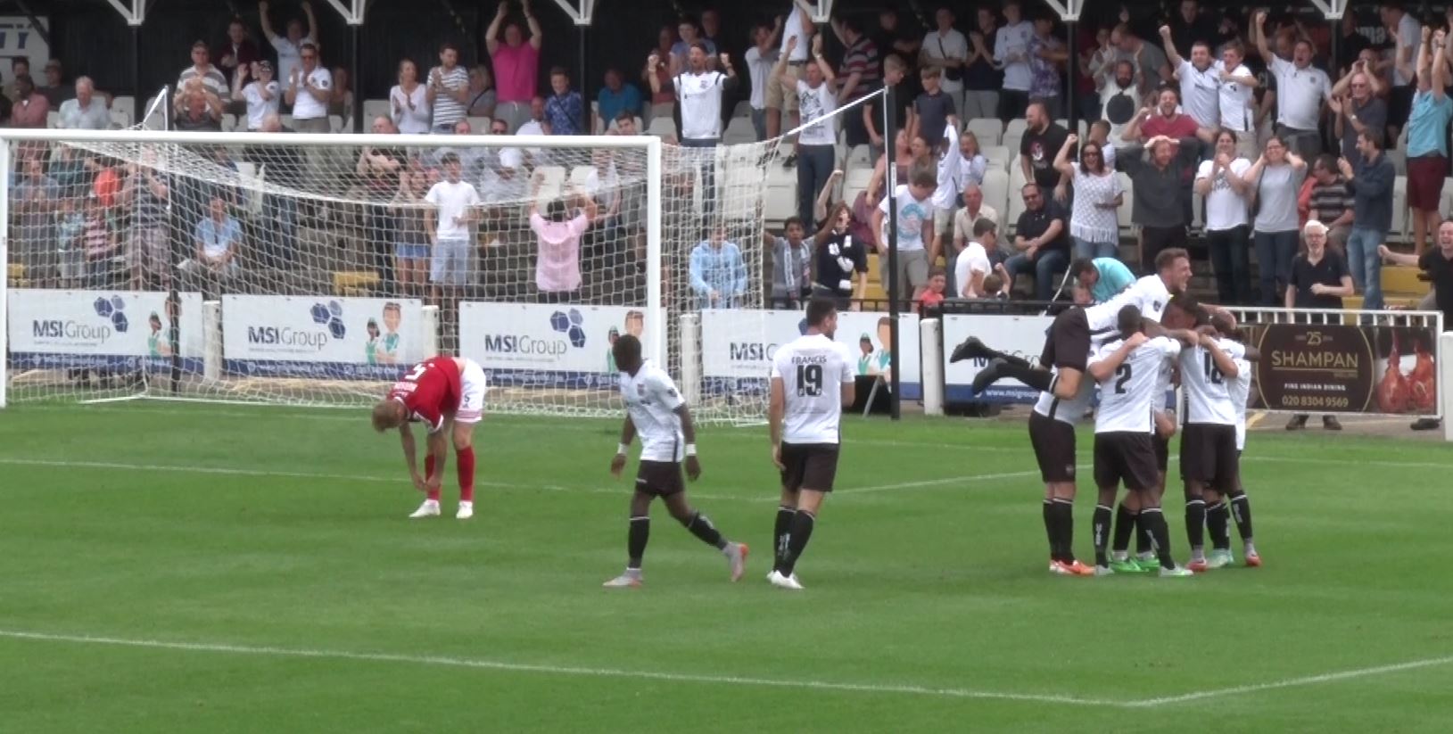 HIGHLIGHTS: Bromley FC 3 Wrexham FC 1