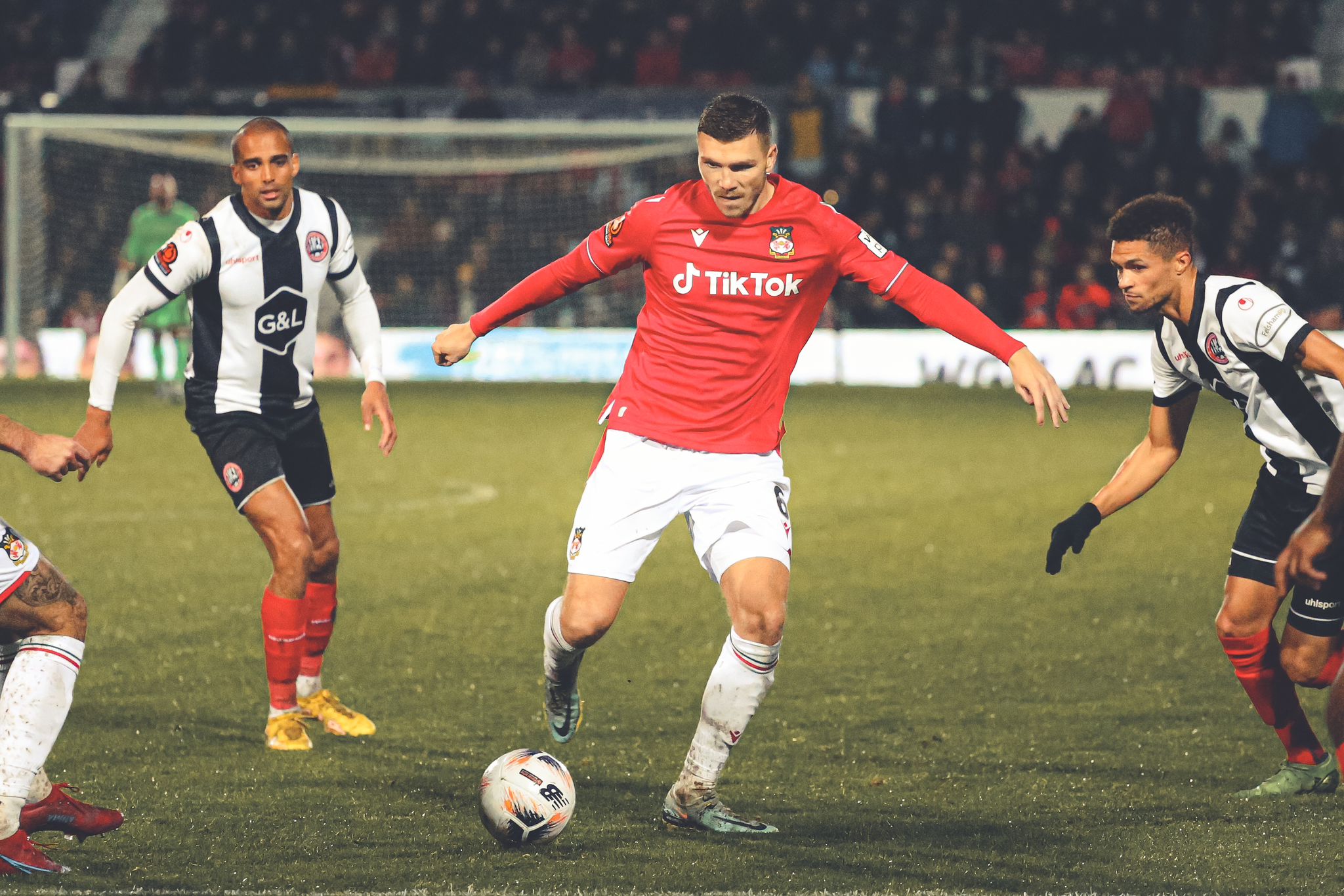 Tunnicliffe Takes His Opportunity